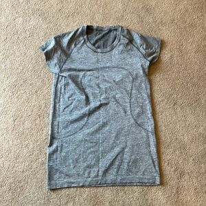 Like new Lululemon swiftly short sleeve sparkled